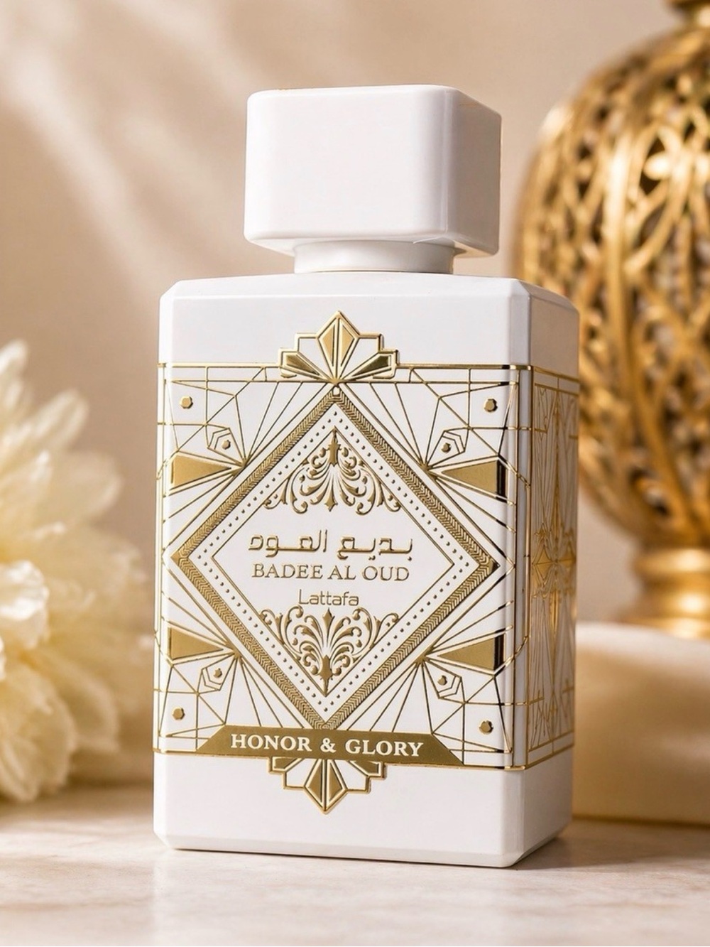 Badee Al Oud Honor & Glory perfume bottle - White & Gold